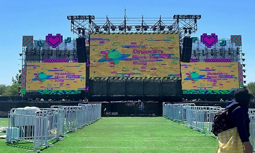Outdoor-Stages
